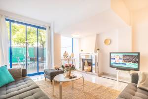 Marbella Pool House GF44 On Sea Shore