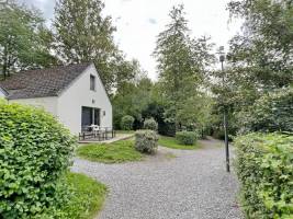 6 persoons bungalow met sauna en uitzicht op het meer