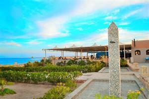 Rohanou Beach Resort
