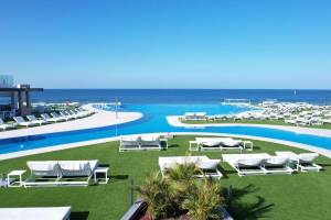 Resort Cordial Santa Agueda en Perchel Beach Club