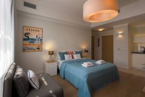 Riverside Aparthotel