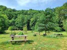 Flussufer - Pont de Cirou - Okzitanien