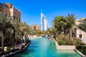 Cruise Dubai, Oman, Qatar & Abu Dhabi