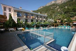 Perdikia Beach Hotel