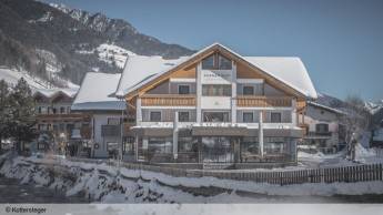 Ahrner Wirt Apartments