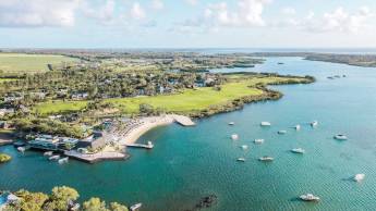 The Bay Club at Anahita