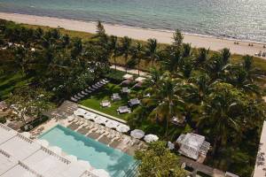 Four Seasons The Surf Club