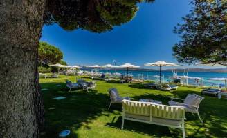 The Pelican Beach Resort & SPA