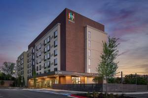 EVEN Hotel Alpharetta - Avalon Area by IHG