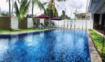 Daffodils Beach Negombo