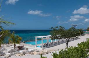 Papagayo Beach Hotel