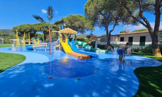 Camping Lacona Pineta