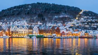TUI Cruises (Mein Schiff Flow) - afvaart Kiel