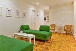 Home Out Rooms&Apartments