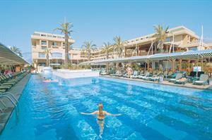 Crystal Deluxe Resort