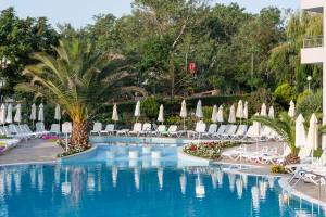 Sentido Neptun Beach