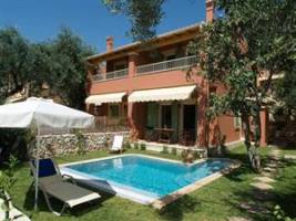 La Riviera Barbati Seaside Luxurious Apartments en Villas