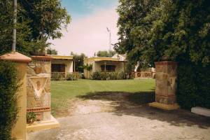 Trikalioti's Lush Estate Apt Epaminontas