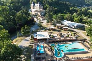 Camping Du Domaine De Senaud