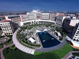 The Ritz-Carlton Abu Dhabi Grand Canal