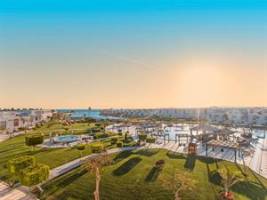 SUNRISE Crystal Bay Resort