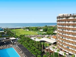 Hotel Nirvana Cosmopolitan