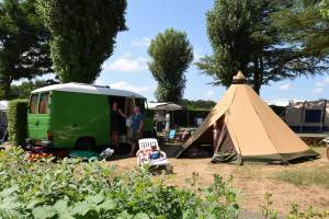 Camping Les Genêts, Salles-curan