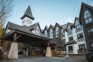 Everwild Canmore Hotel