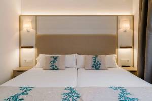 Alua Suites Las Rocas