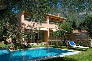 La Riviera Barbati Seaside Luxurious Apartments en Villas