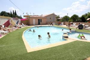 Camping L'oasis Des Garrigues