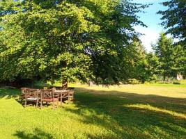 Familienfreundliches Wiesencamping mit Naturteich nahe Chemnitz