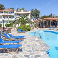 Hotel Stafylos Suites