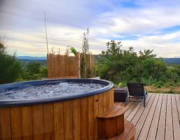 Campingplatz in Viens, Provence-Alpes-Côte d’Azur