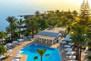 Crystal Springs Beach Hotel