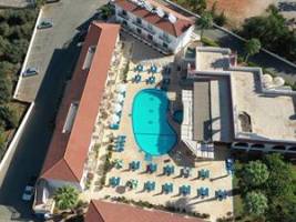 Cosmelenia Hotel Apartment