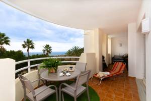 Calahonda Elegance With Pool And Sea View