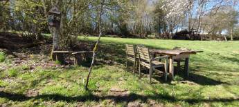 Großes Zelt mit schöner Aussicht zum Einrichten in Espinasse, Au