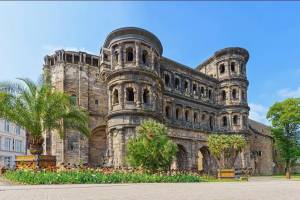 Von Trier nach Reims