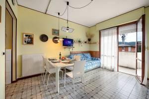 Edera with balcony few steps from sea