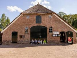 Charmecamping & Appartementen De Regge-Vallei