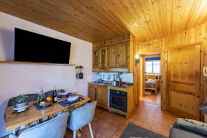 Chaberton Romantic Retreat Ski In Ski Ou