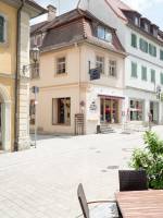 Weinbar und Hotel FahrAway