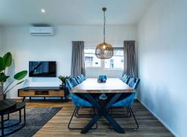 Module Special 6 persons Hottub