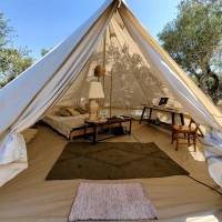 Eindrücklicher Aufenthalt auf einem Bauernhof in der Nähe von Év