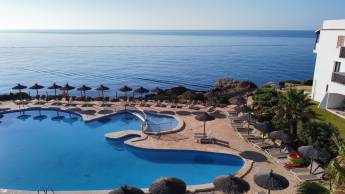 Alua Suites Las Rocas