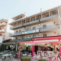 Aqua Beach Front Hotel