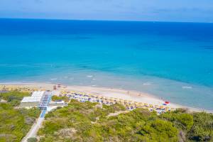 Le Onde Apartment 3 with Pool and Sea