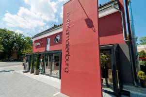 Amalienburg Boutique & Boarding Hotel