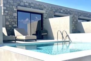 Eleia Seafront Rooms Private Pool